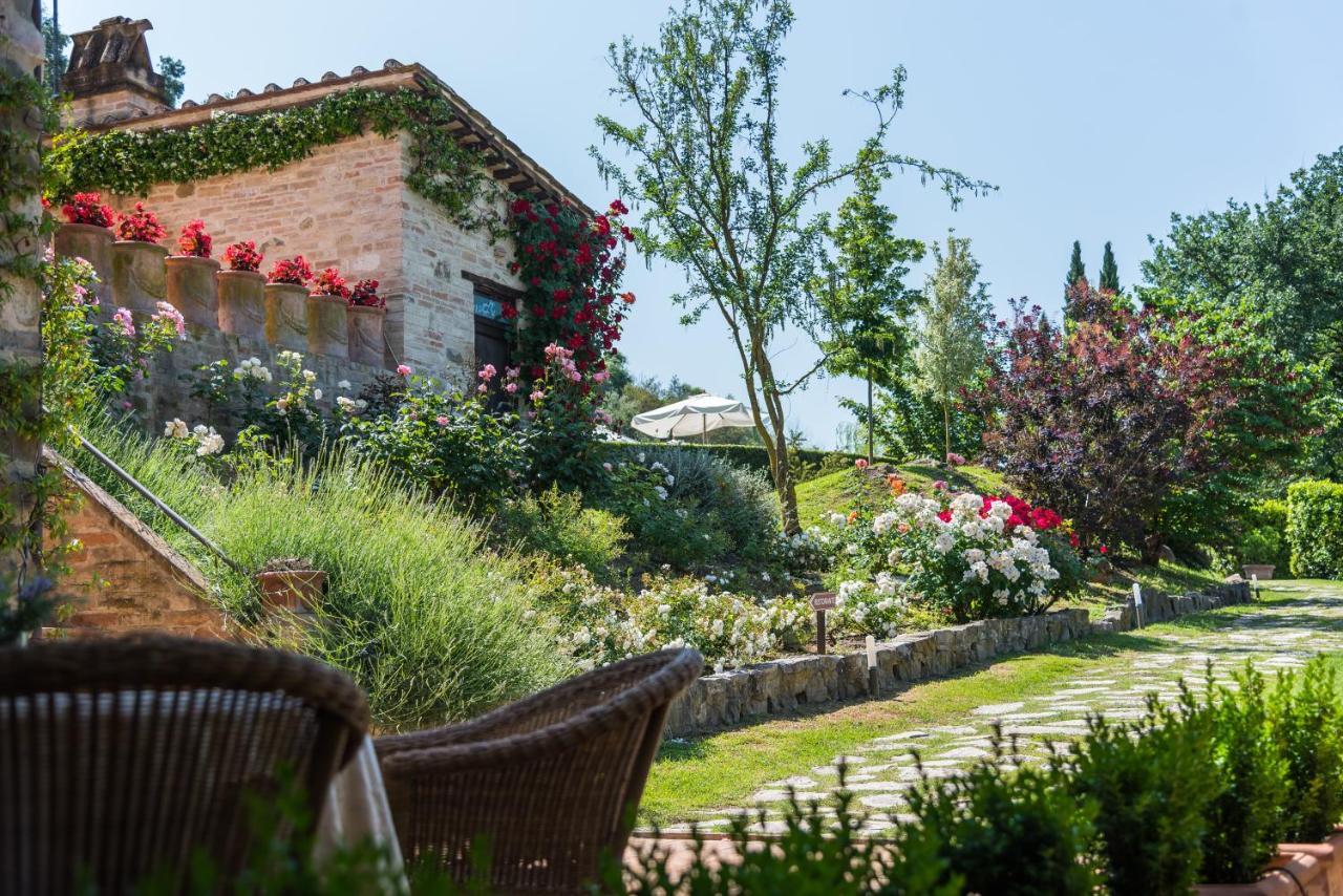 Hotel & Spa L'Antico Forziere Deruta Bagian luar foto