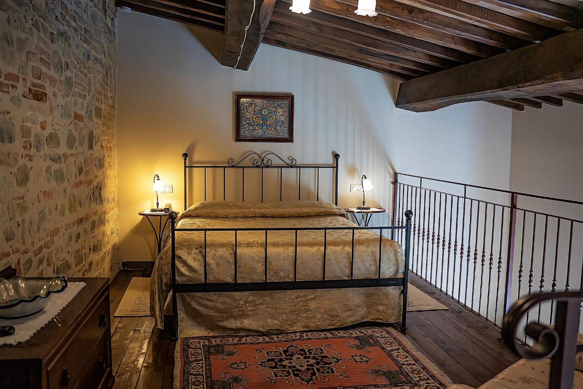 Hotel & Spa L'Antico Forziere Deruta Bagian luar foto