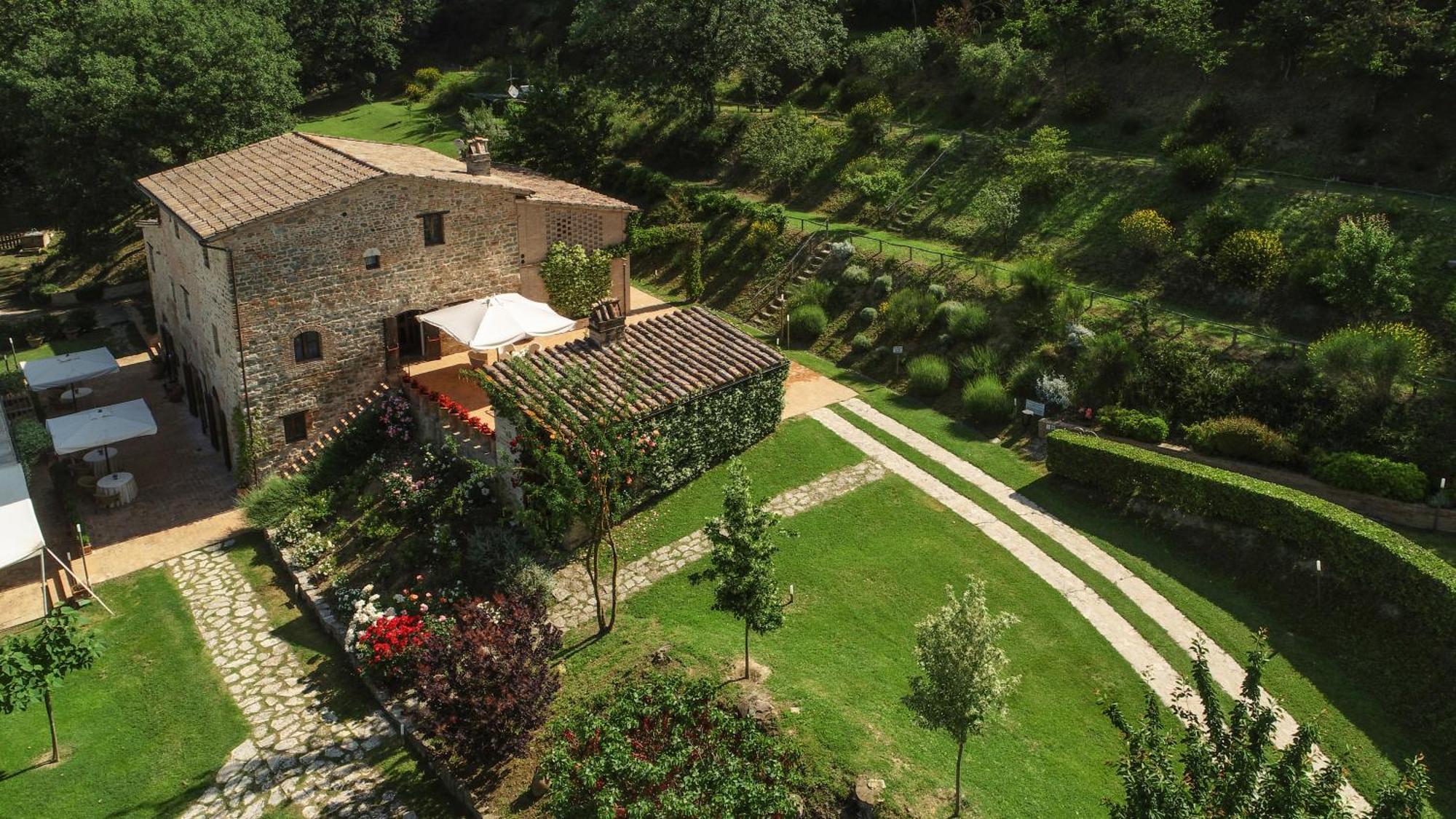 Hotel & Spa L'Antico Forziere Deruta Bagian luar foto