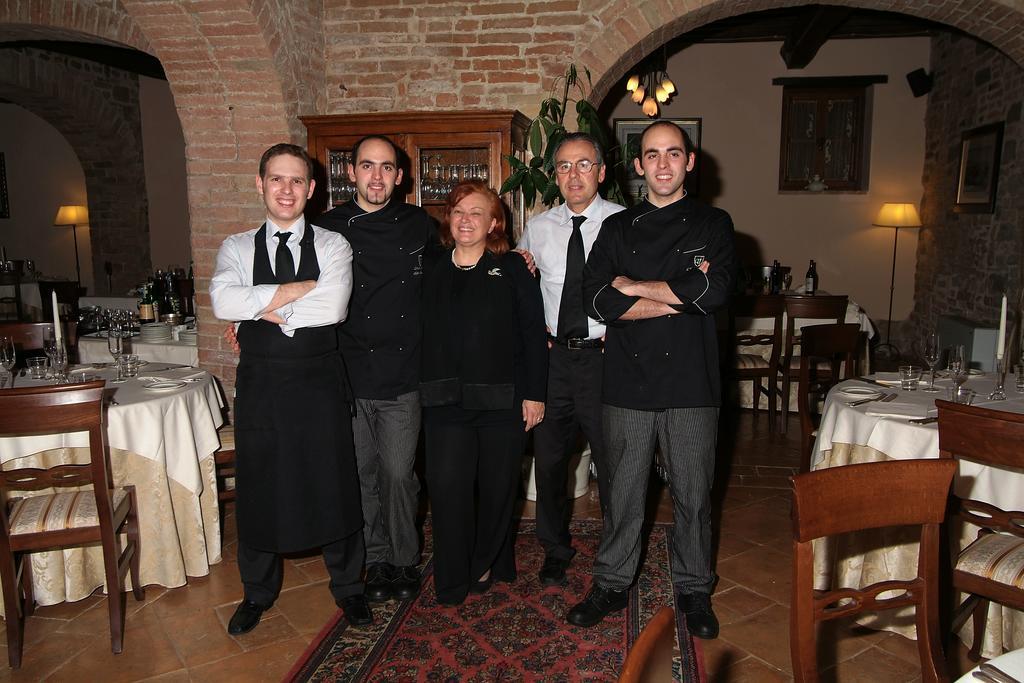 Hotel & Spa L'Antico Forziere Deruta Bagian luar foto