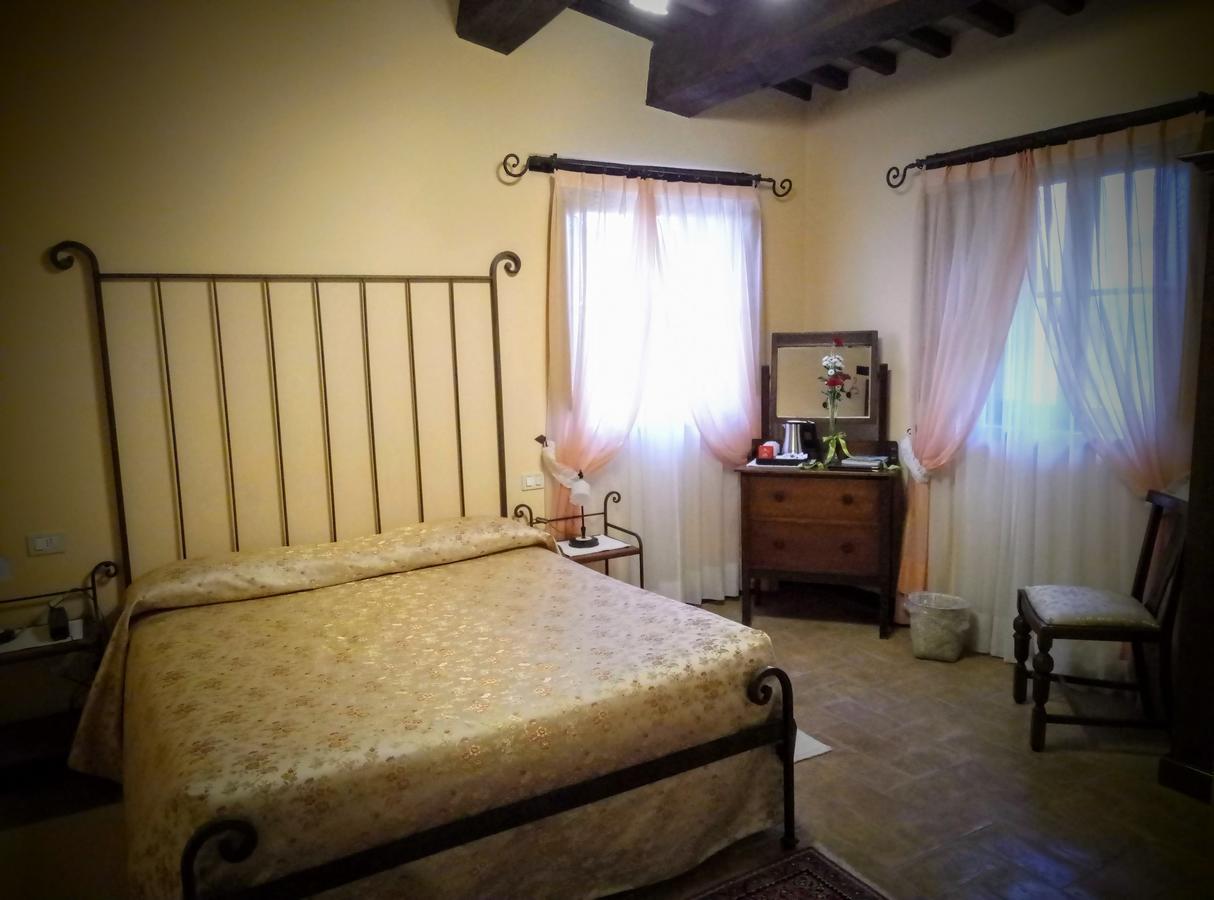 Hotel & Spa L'Antico Forziere Deruta Bagian luar foto
